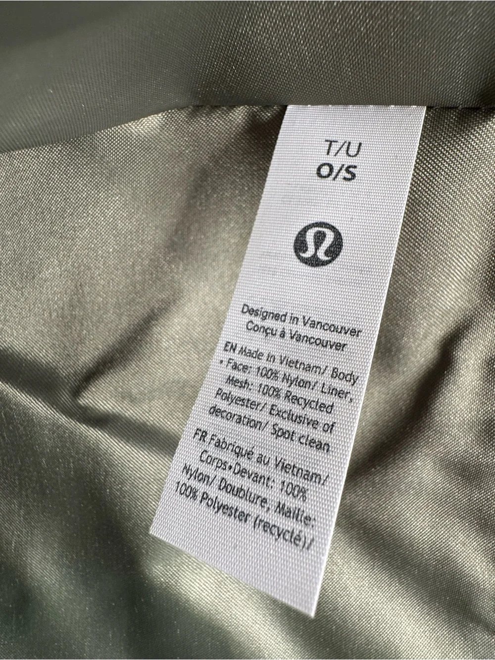 lululemon Quilty Pleasures Shoulder Bag 14L Bay Leaf Gold NWT